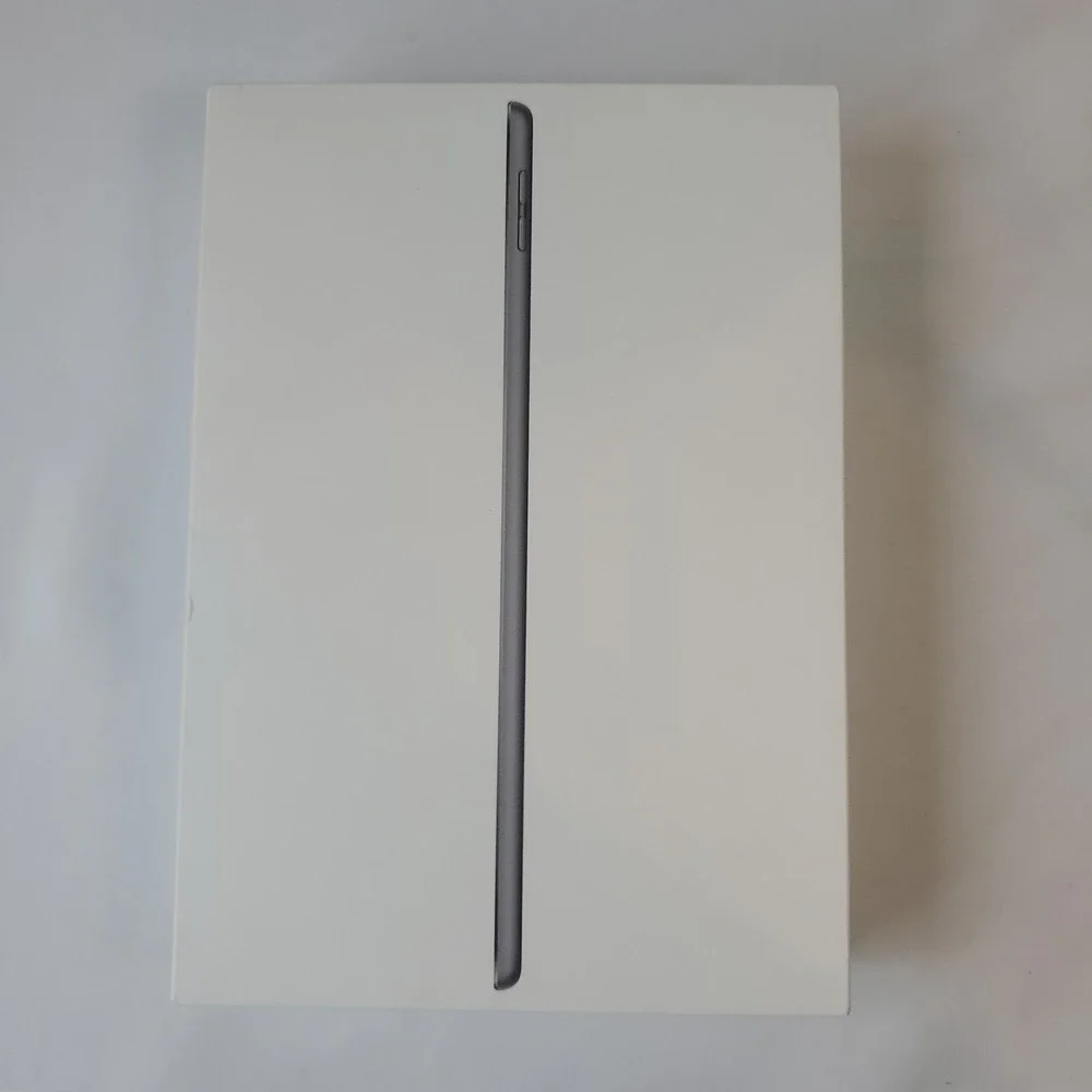 EMPTY BOX ONLY - iPad 9th Generation A2602 Wi-Fi 64GB 10.2 Space Gray MK2K3LL/A